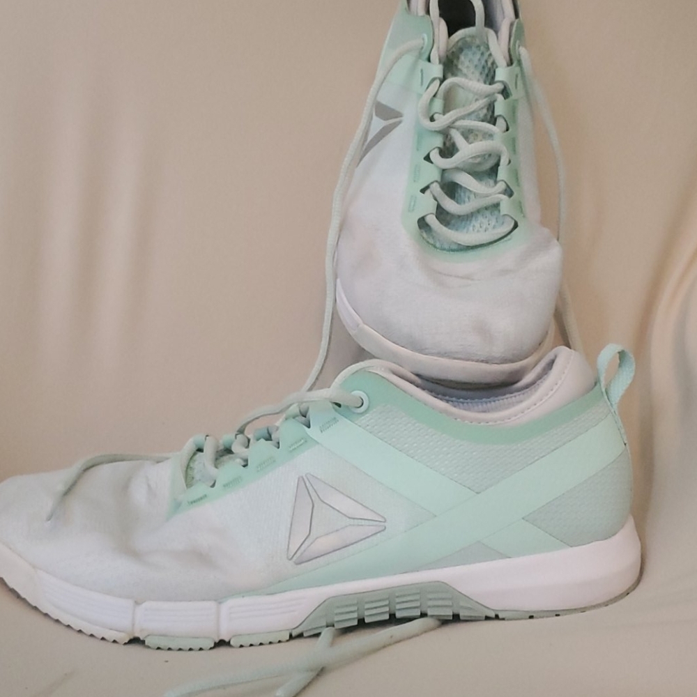 Reebok crossfit teal/mint color size 8.5 shoes